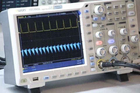 60 MHz 2 Kanal 12 Bit Osiloskop – XDS3062A