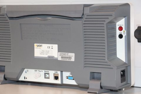 Owon XDS4502 Osiloskop – 500 MHz – 2 Kanal – 10.4” Dokunmatik (Full Paket)