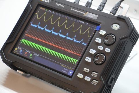 100 MHz 4 Kanal Osiloskop – Tablet – TAO3104