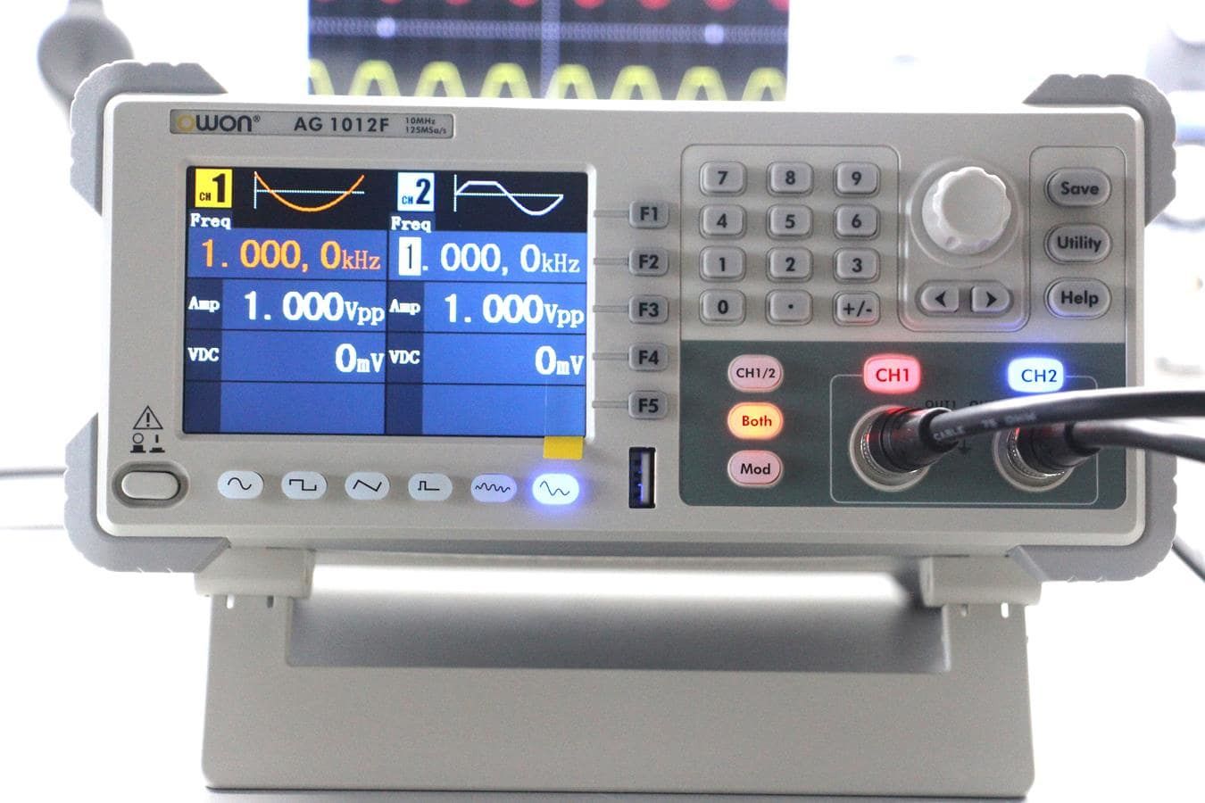 10 MHz Fonksiyon Jeneratörü – Sağlam Kasa, Stabil Çıkış – AG1012F