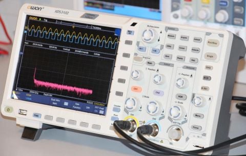 Osiloskop 100MHz – OWON XDS3102 – 2 Kanal – 8''