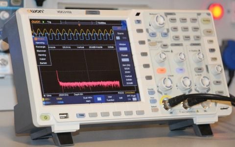 Osiloskop 100MHz – OWON XDS3102 – 2 Kanal – 8''