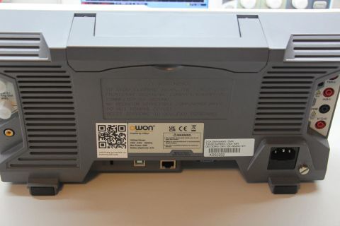 Owon XDS3202F Osiloskop – 200 MHz – 2 Kanal – 8” Dokunmatik Ekran (Full Versiyon)