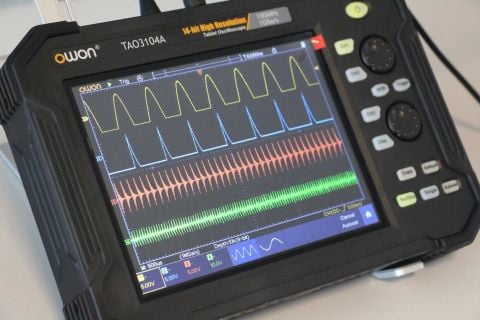 100 MHz 4 Kanal 14 Bit Osiloskop – Tablet – TAO3104A