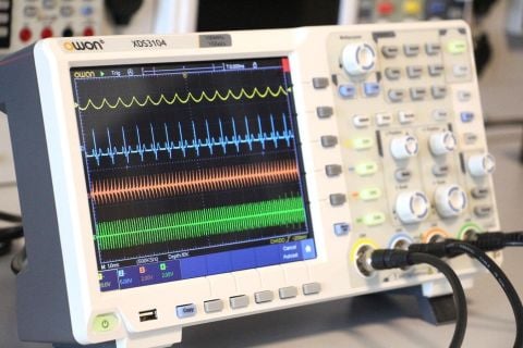 100 MHz 4 Kanal 14 Bit Osiloskop – XDS3104AE