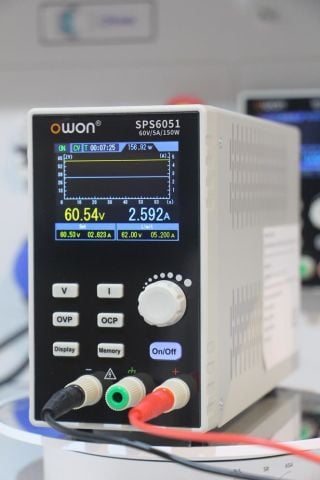 Owon SPS6051 Sessiz DC Güç Kaynağı 150W/61V/5,1A