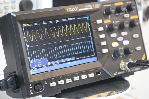 200 MHz 2 Kanal Osiloskop – SDS220