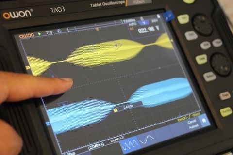 120 MHz Osiloskop + Multimetre – Tablet – TAO3122