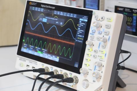 200 MHz 4 Kanal Osiloskop – ADS3204
