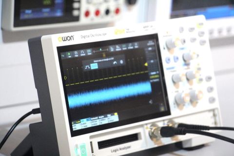 OWON ADS912A Osiloskop – 125 MHz – 2 Kanal – 7” Dokunmatik – 12-Bit – LA