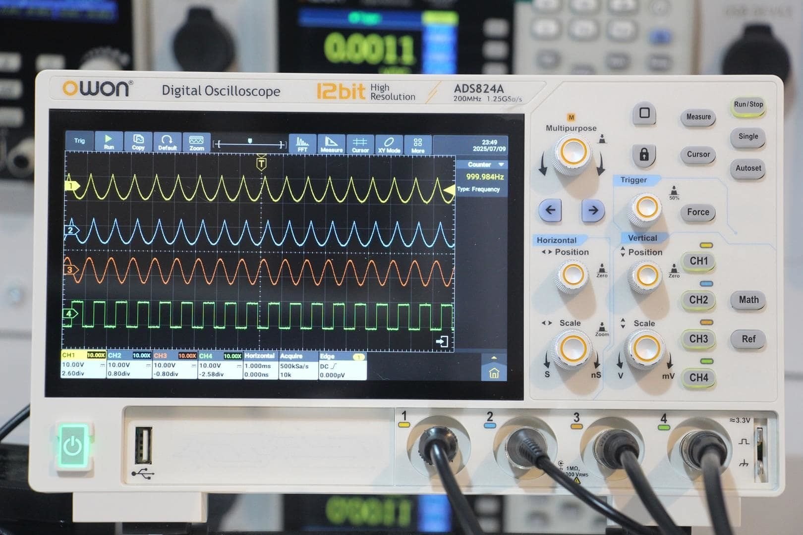 200 MHz 4 Kanal 12 Bit Dijital Osiloskop – ADS824A