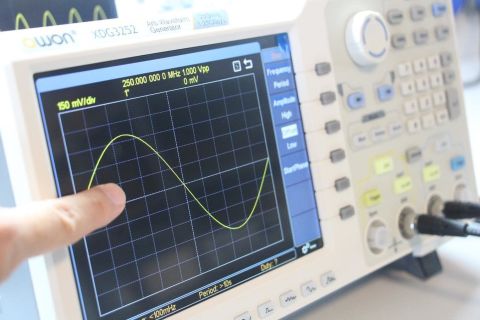 Fonksiyon Jeneratörü 80MHz 2Ch Dokunmatik – OWON XDG3082