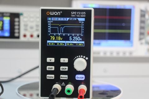 150V / 10A / 500W – DC Güç Kaynağı – OWON SPE15105