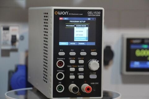 150V / 30A / 300W-DC Elektronik Yük – OWON OEL1530
